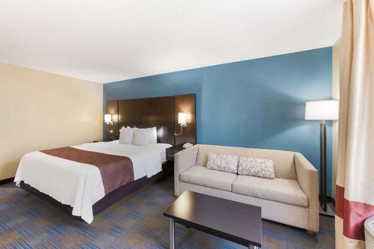 Quality Inn Upper Sandusky Экстерьер фото