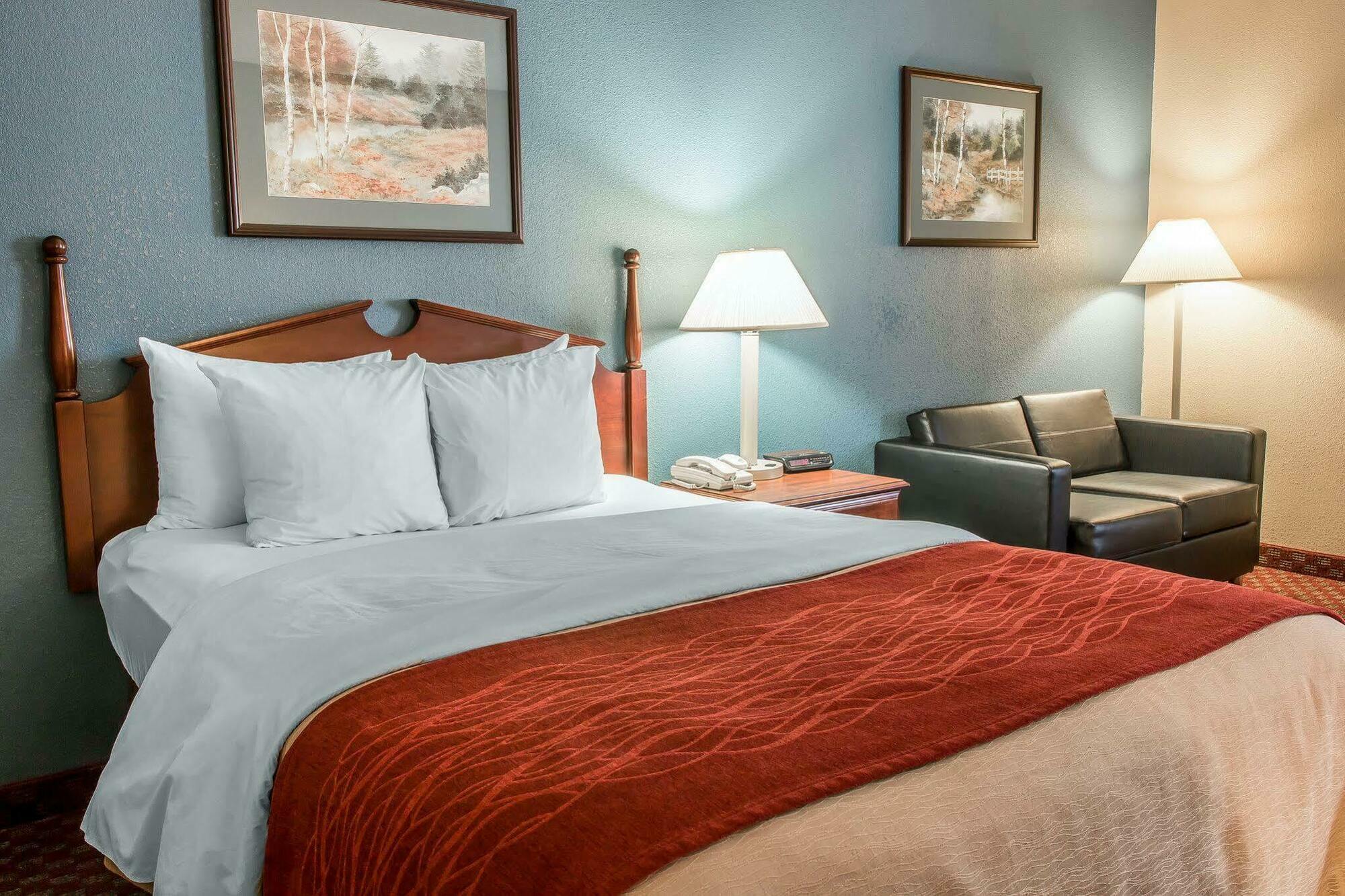 Quality Inn Upper Sandusky Экстерьер фото
